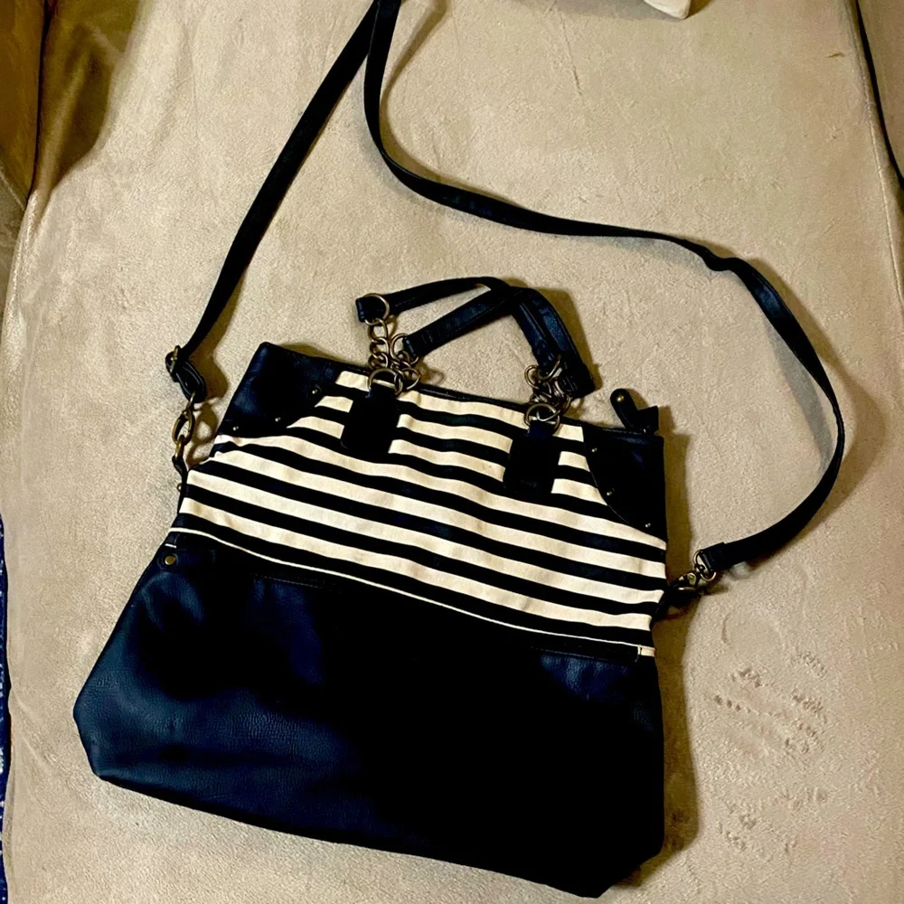 American Eagle Outfitters Purse/Tote